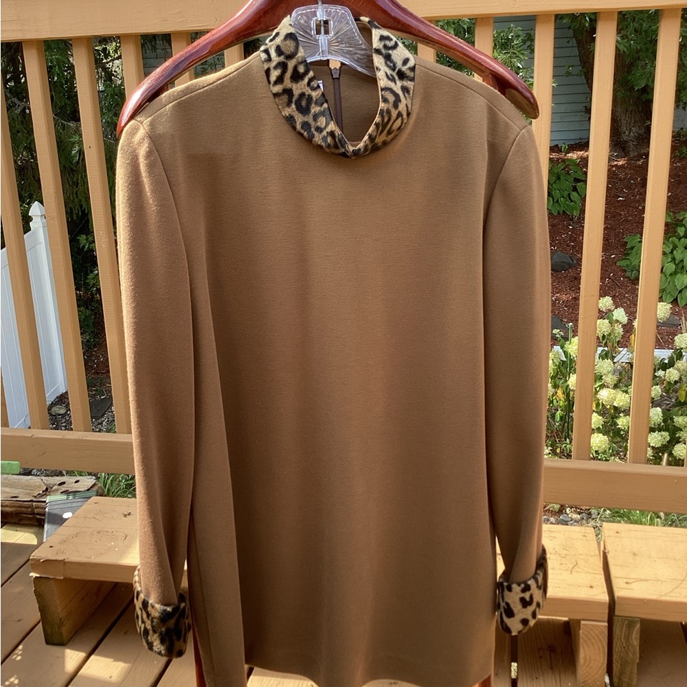 Vintage Top with Faux Fur Trim by Caron Components (Size Large)